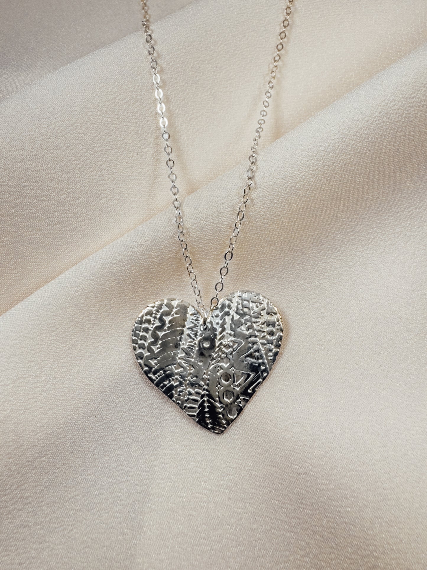Capture My Heart - Sally Hoffman Designs