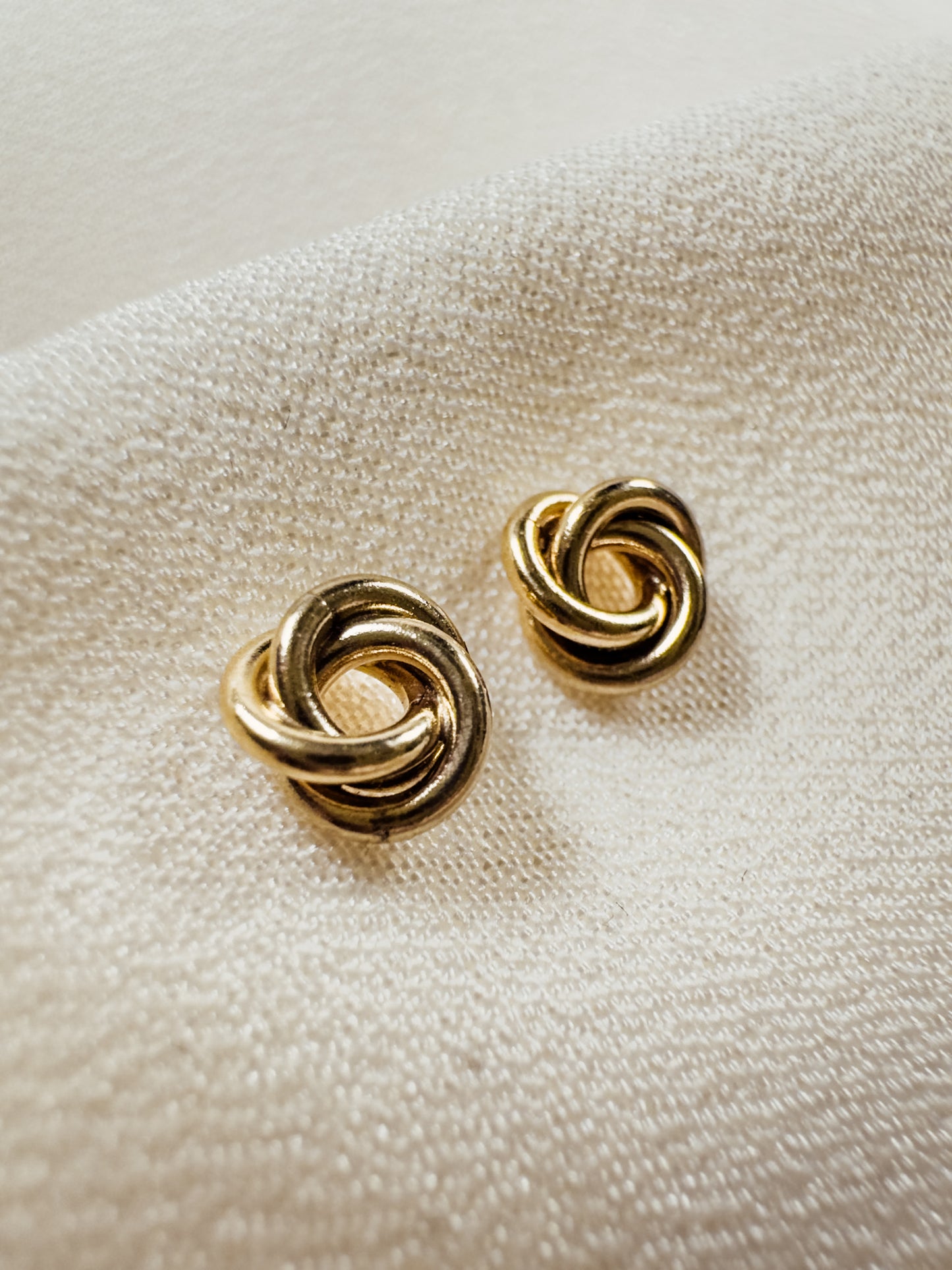 Gold Filled Knot Post Earring